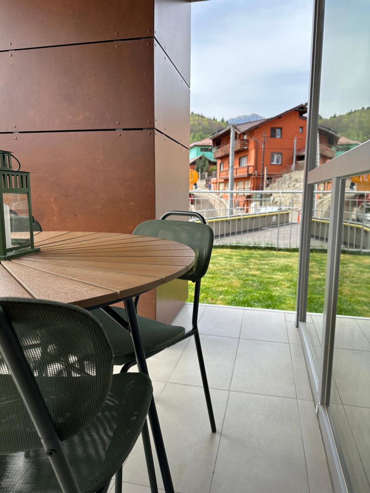 Dream Garden Apartment With Free Parking Sinaia Ngoại thất bức ảnh